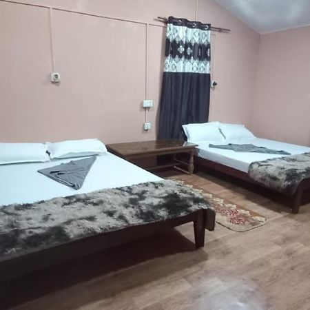 Family House - Bardia National Park Hotel Bardiya Ngoại thất bức ảnh